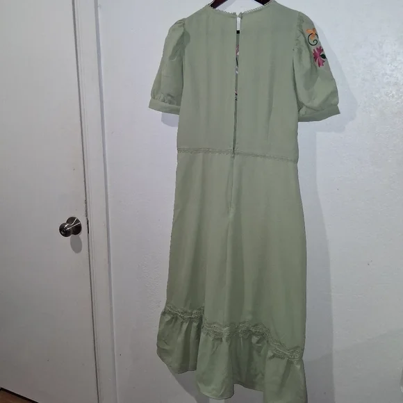 NWT ASOS Embroidered Green Tea Party Dress - Picture 10 of 11
